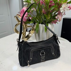 Liz & Co. Black Textured Shoulder Bag
